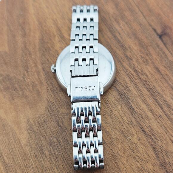 Fossil Women's Crystal Rhinestone Bezel Boyfriend Watch Silver Link Bold ES-3345 - Picture 5 of 7